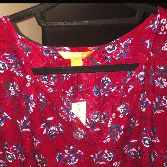 NWT Blouse with Bell Sleeves 1X - Picture 4 of 6